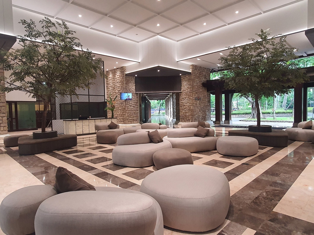 阿亚杜塔力宝村酒店主图