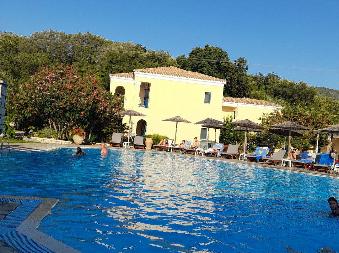 Karavostasi Beach Hotel主图