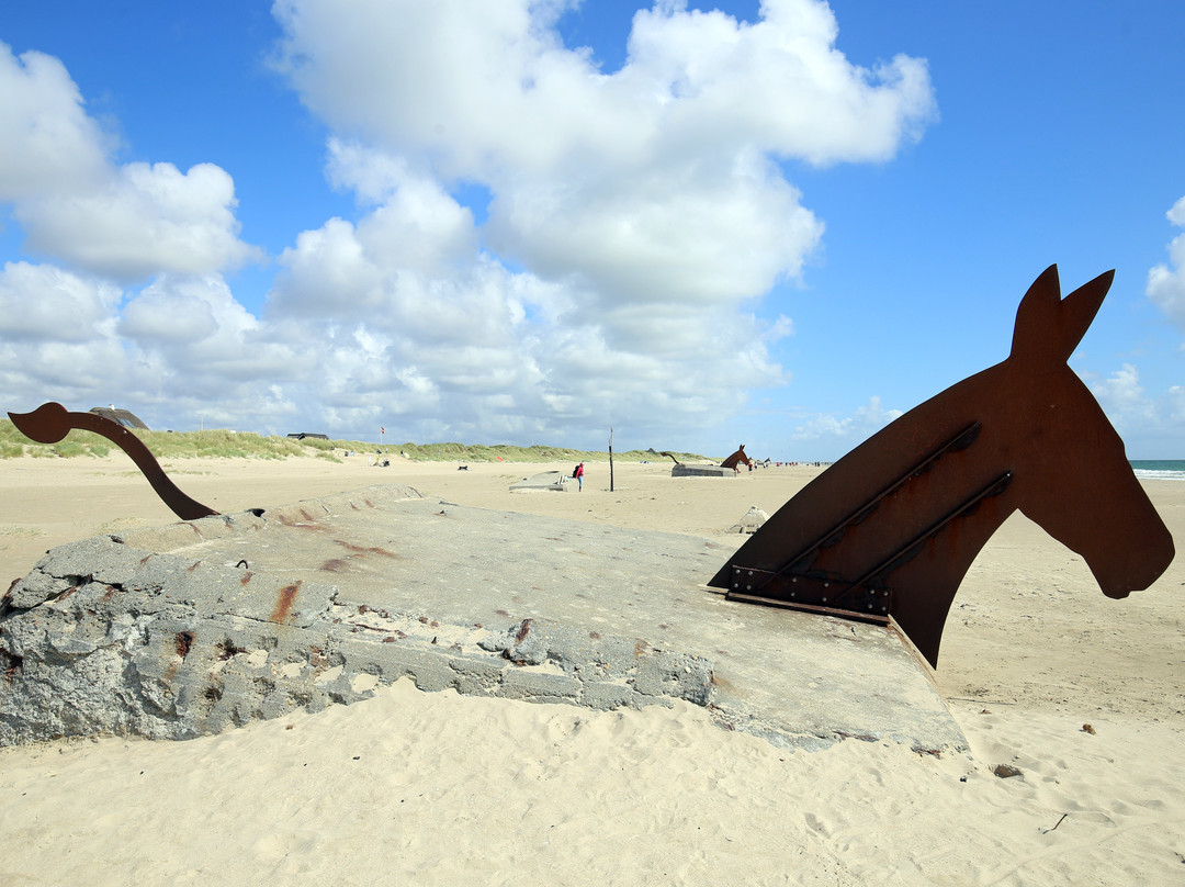 Bill Woodrows Fredsskulptur-Blaavand必去景点