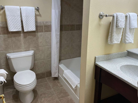 Crossroads Hotel and Event Center