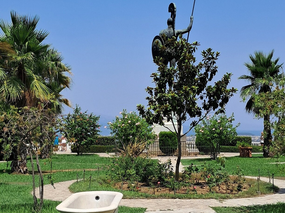 Achilleion-Achilleio必去景点