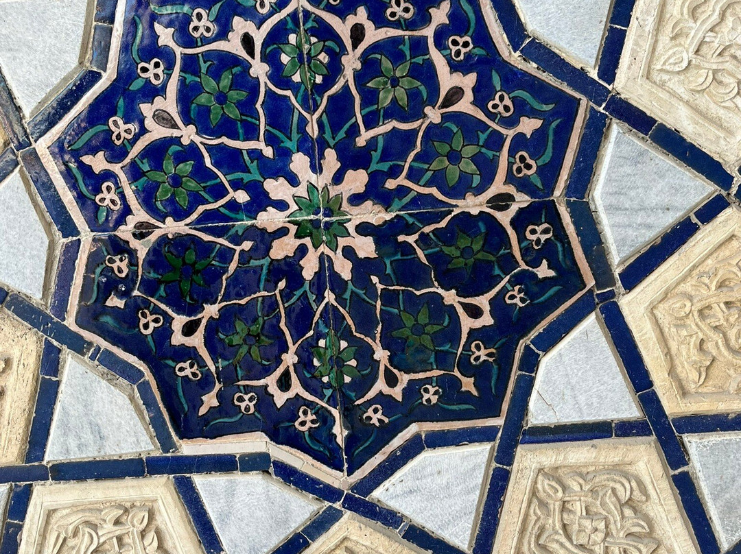 比比哈努姆清真寺-撒马尔罕必去景点