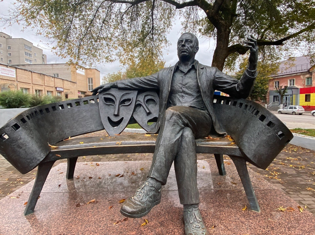 Monument to Anatoliy Papanov-Vyazma必去景点