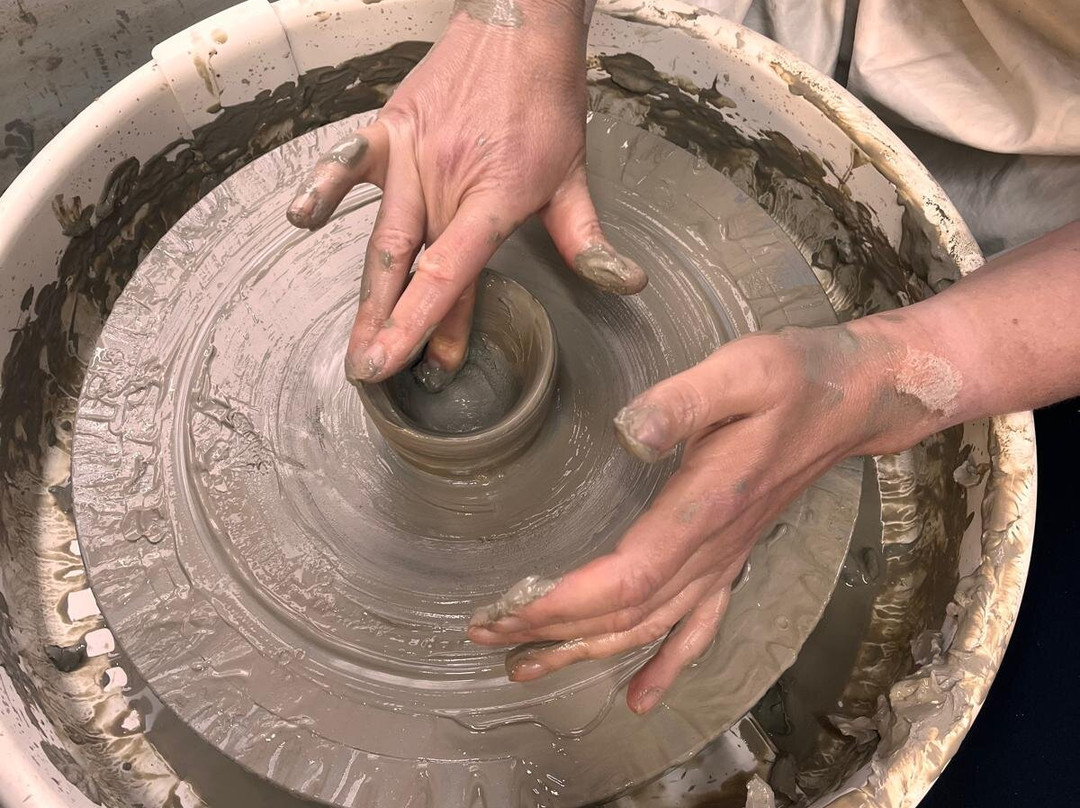 Creative Pottery by Lee Waterman-Bamford必去景点