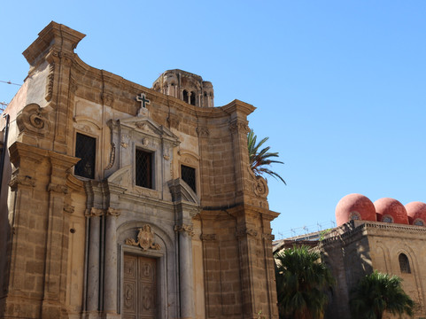 Piazza Bellini-巴勒莫必去景点