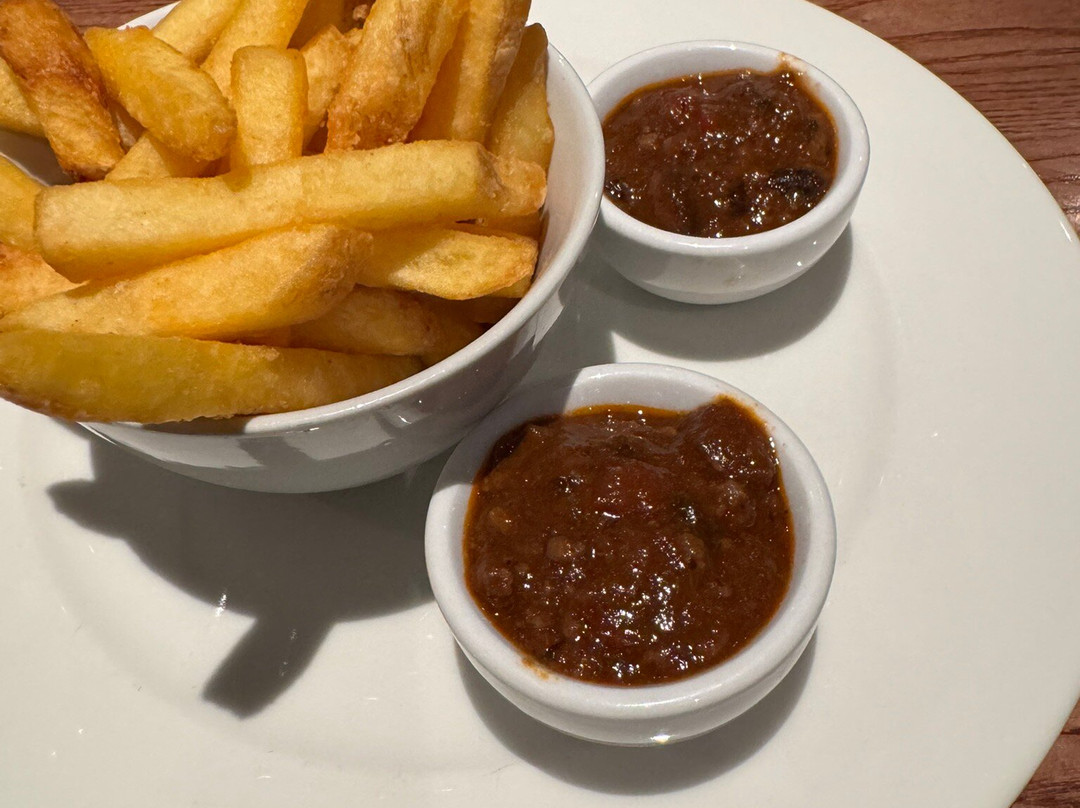 Premier Inn Staines-upon-Thames hotel主图