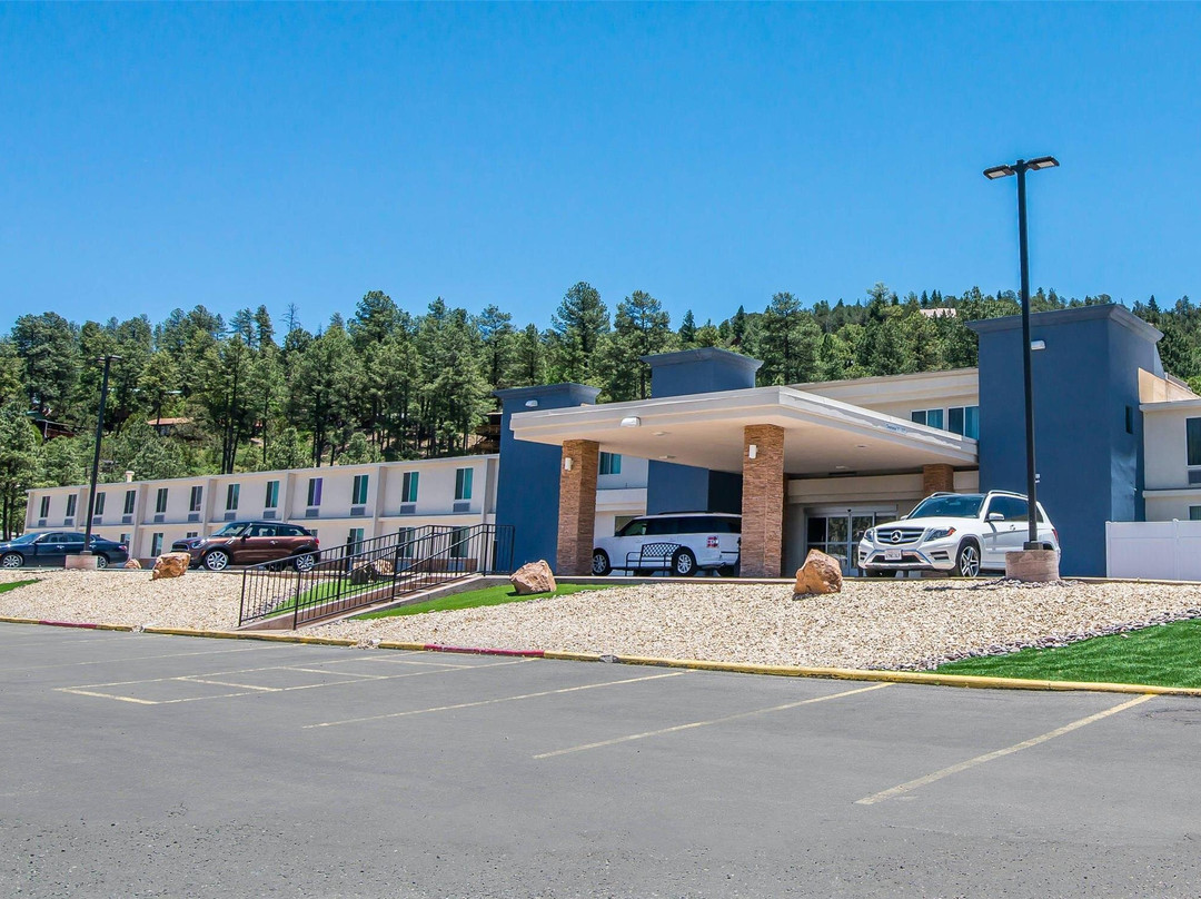 鲁伊多索酒店住宿-Elevate Hotel at Sierra Blanca Ruidoso Ascend Hotel Collection