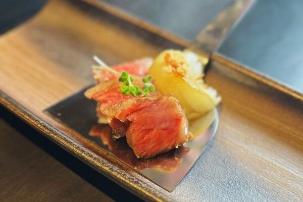 肉料理 葡萄