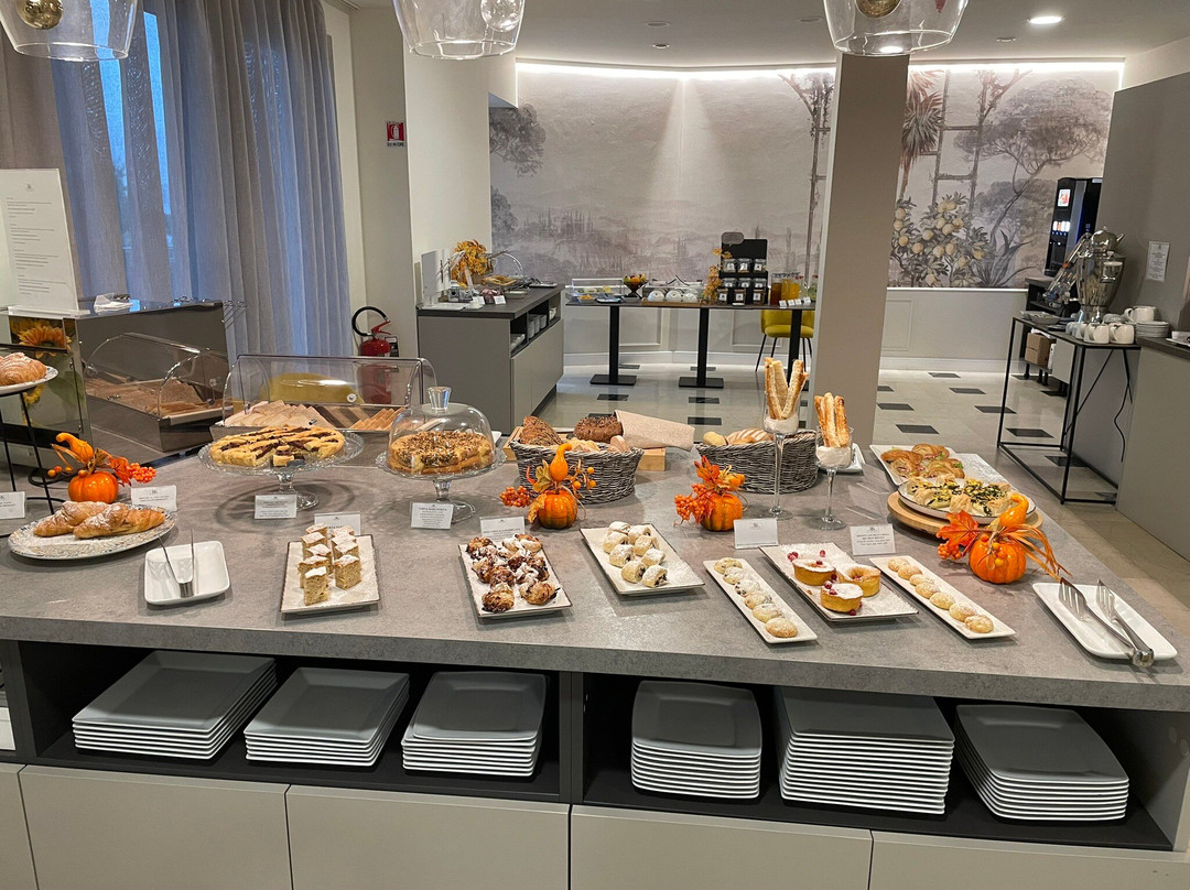 里瓦德尔索勒酒店主图