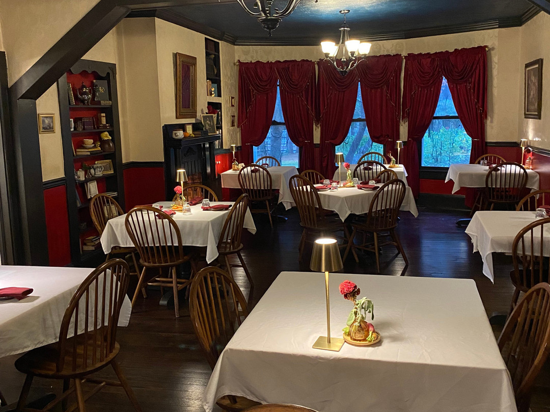 Red Rocker Inn主图