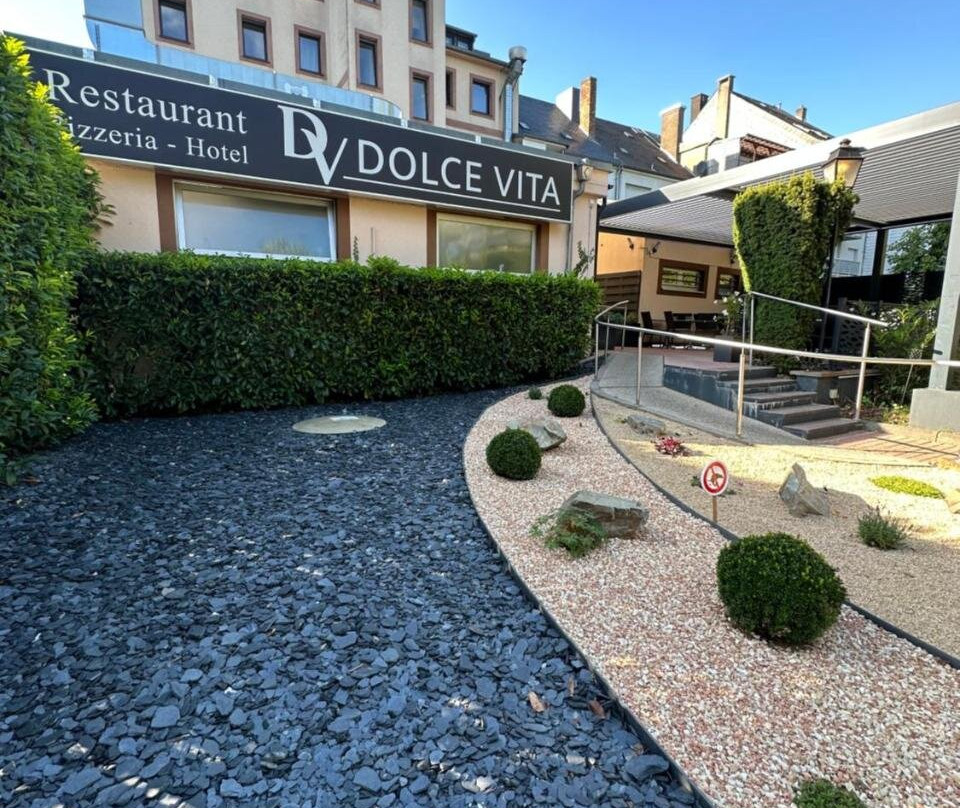 Ellange酒店住宿-Dolce Vita Hotel – Restaurant – Pub