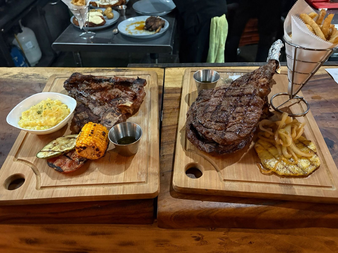 Steak house Sal y Fuego Playa Hermosa