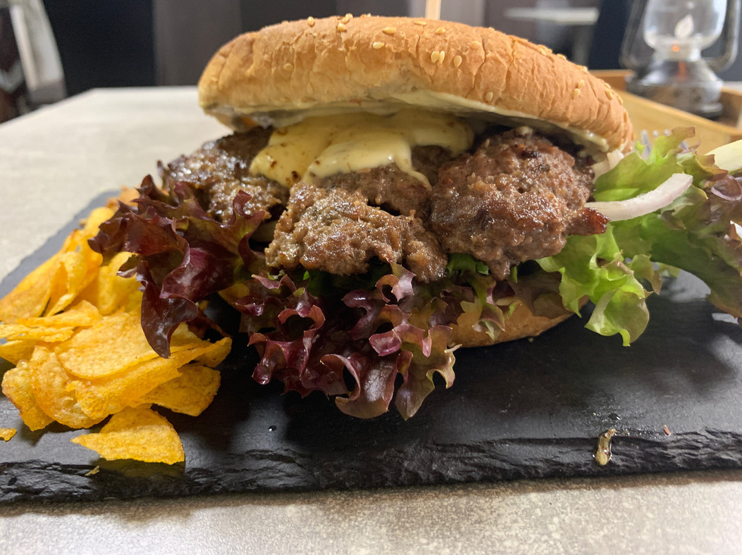 Gvan's Grill & Burger