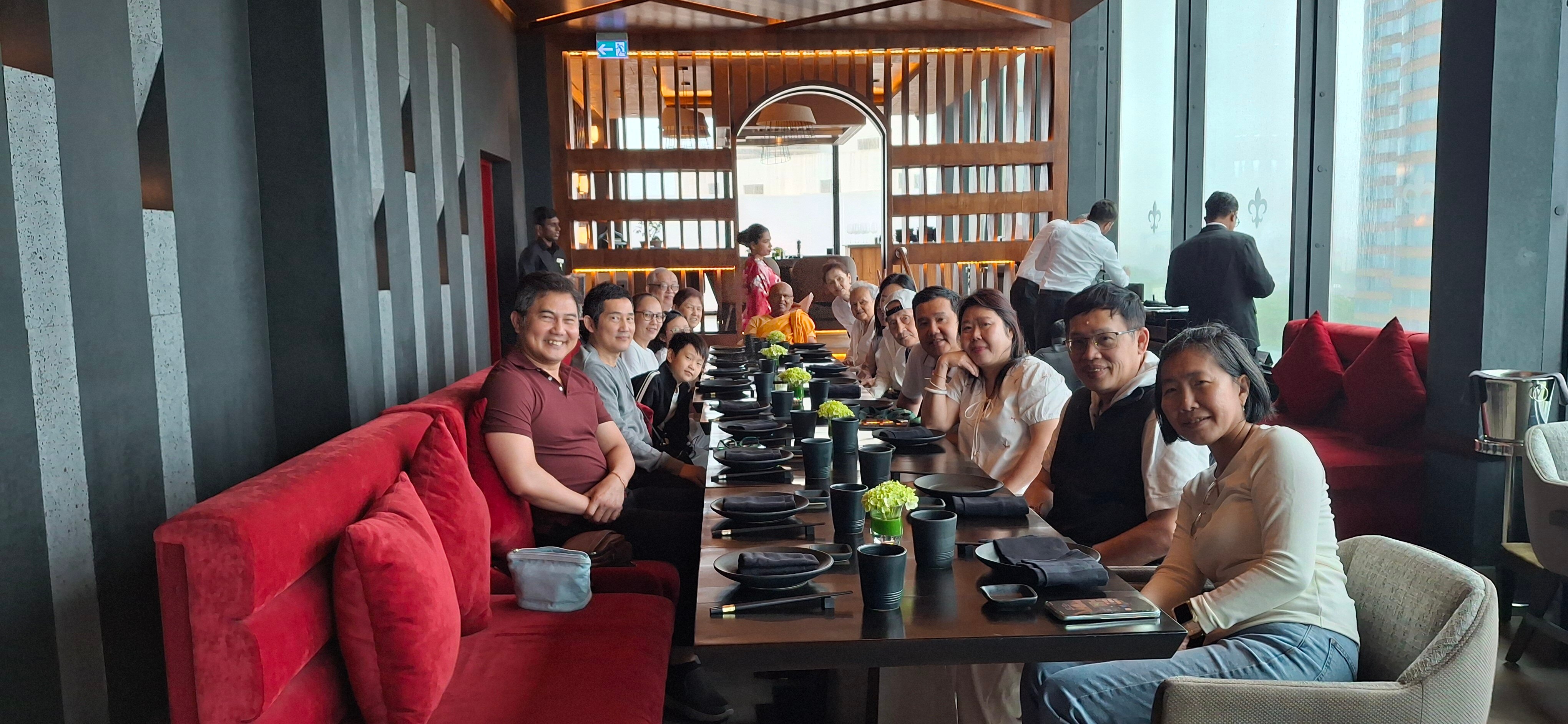 金斯伯里酒店-官方