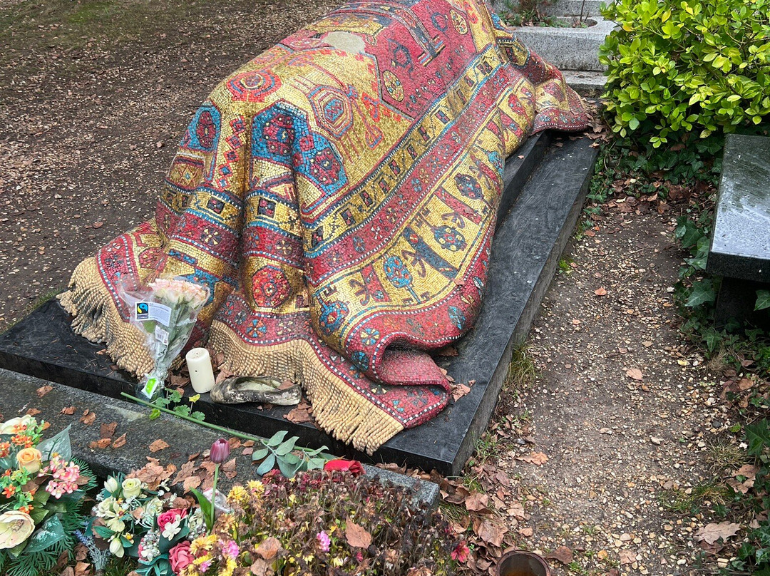 Sainte-Geneviève-des-Bois Russian Cemetery-Sainte-Genevieve-des-Bois必去景点
