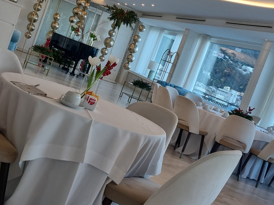 斯塔比亚酒店主图