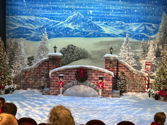 Ensemble Stage-Banner Elk必去景点