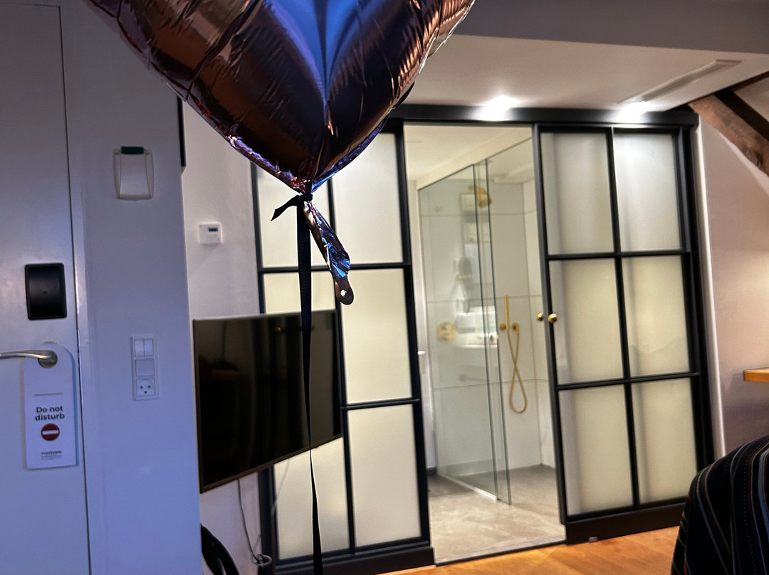 新港71号酒店主图