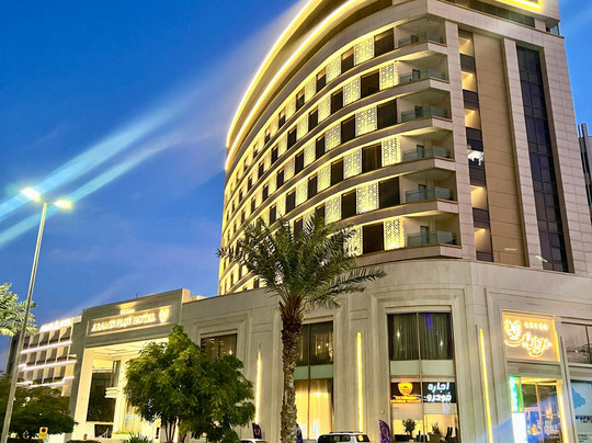 Aramis Plus Hotel主图