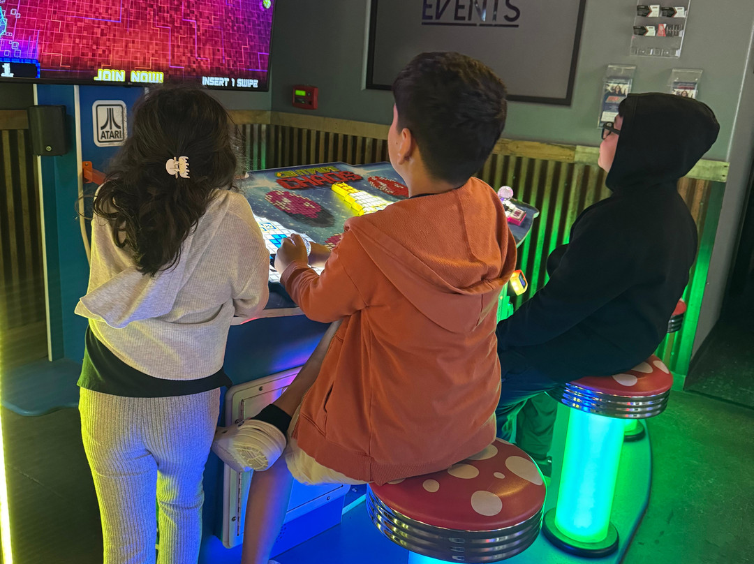 Mb2 Entertainment Bakersfield-贝克斯菲尔德必去景点