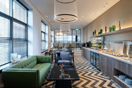 Leonardo Plaza City Tower主图