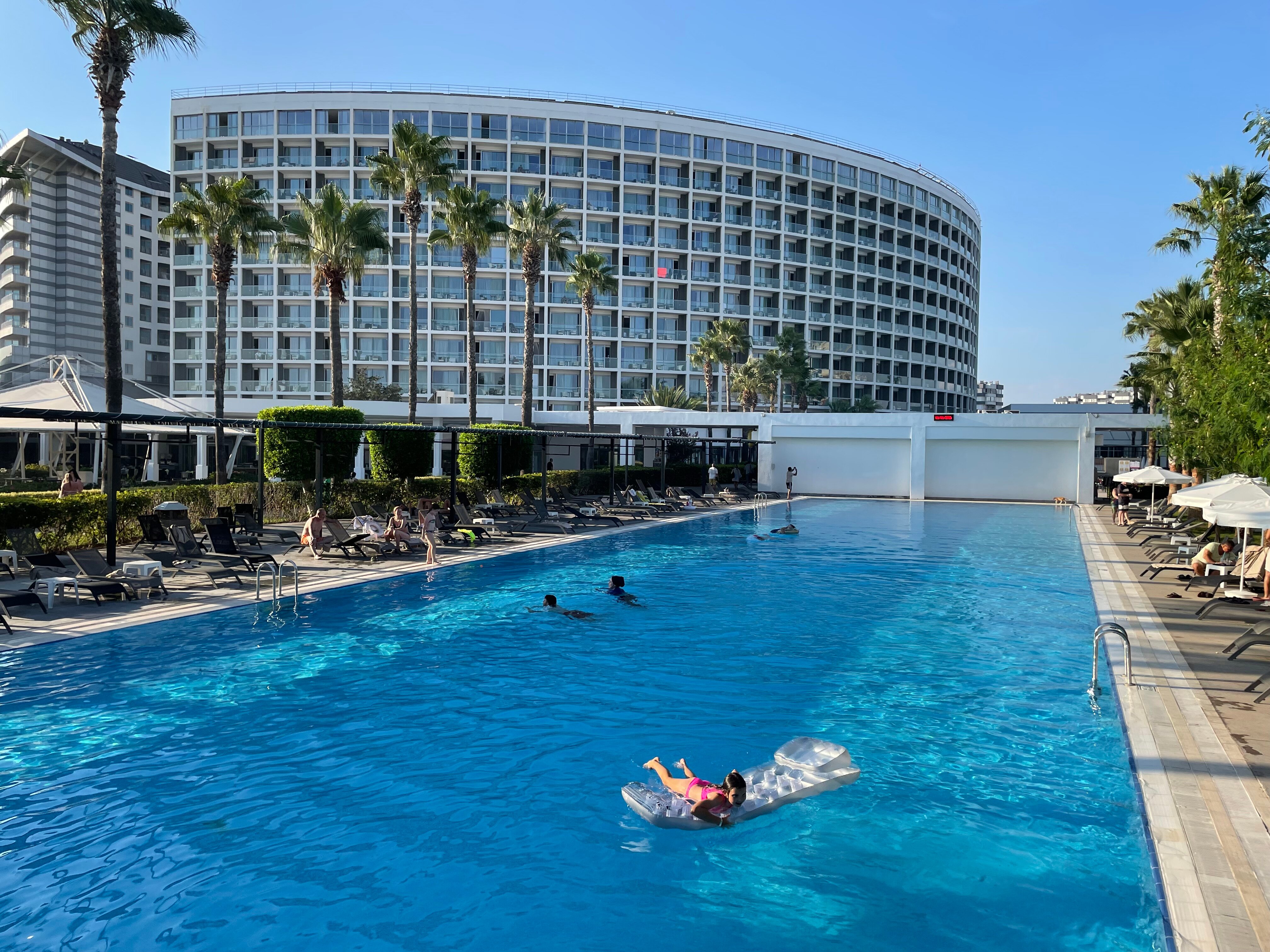 Crystal Centro-泳池