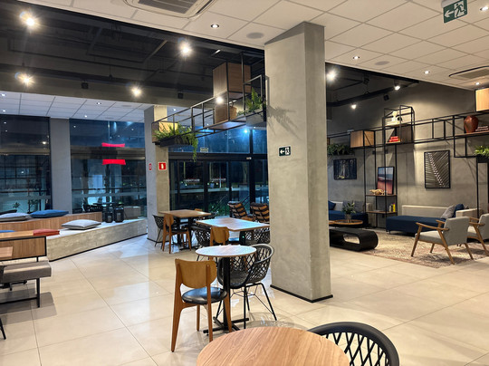 宜必思拉夫拉斯酒店