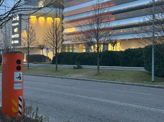 Centro Commerciale Adigeo-维罗纳必去景点