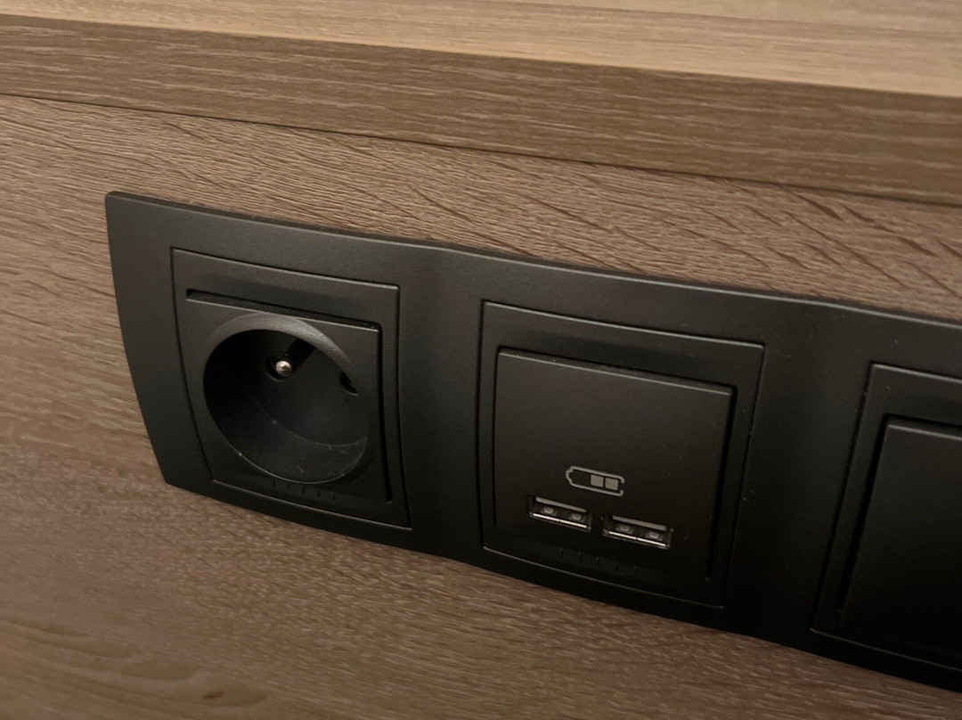 华美达布拉格机场酒店主图