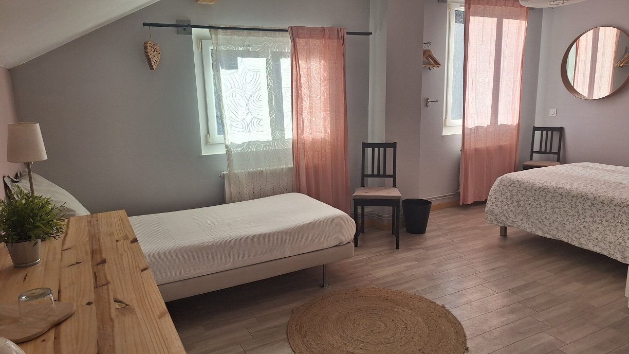 埃德维斯酒店-客卧