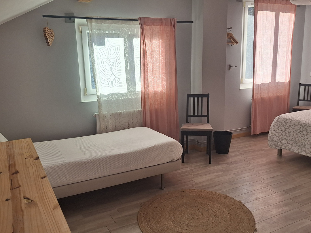 埃德维斯酒店主图