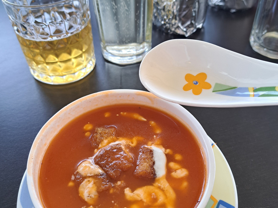 Ks Paying Guest House & Ks Ganga View Restaurant主图