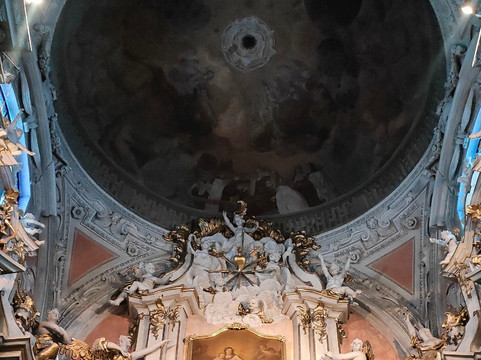 Church of St. Theresa-维尔纽斯必去景点