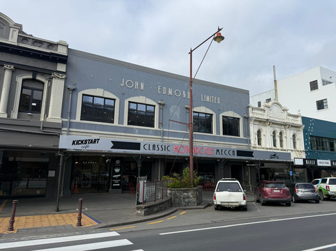 Classic Motorcycle Mecca-因弗卡吉尔必去景点