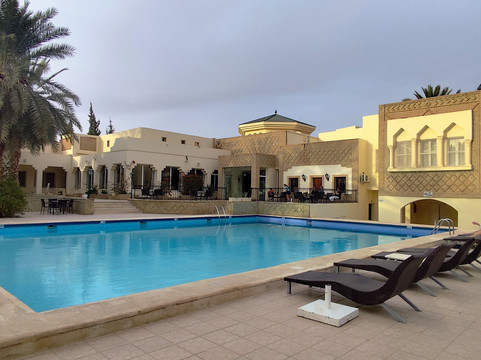 拉斯艾因酒店主图