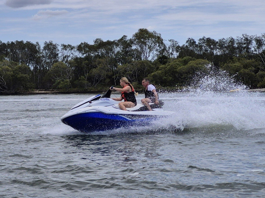 Swan Boat Hire-Maroochydore必去景点