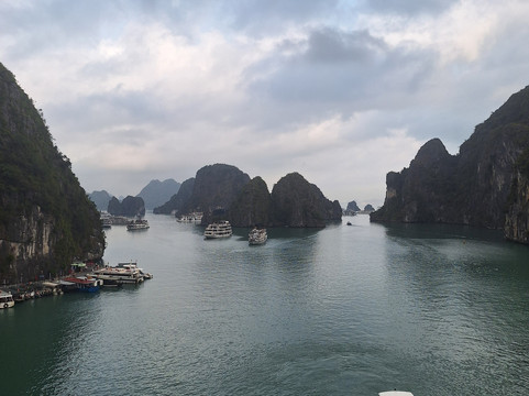 Aime'e Cruises-Quang Ninh必去景点