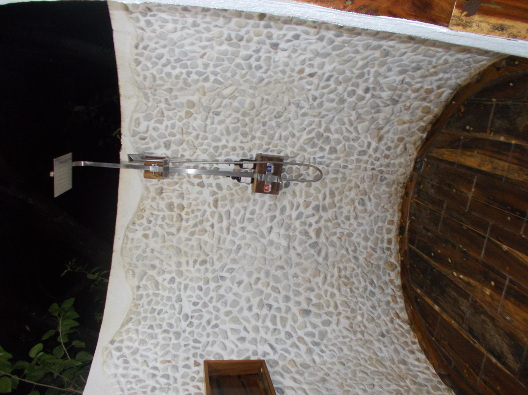 优斯托里瑞索特主图