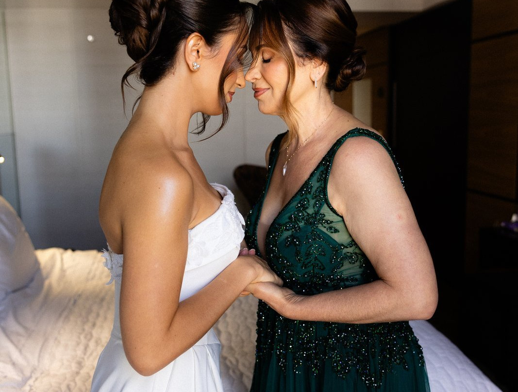 雷迪森库里提巴大酒店主图