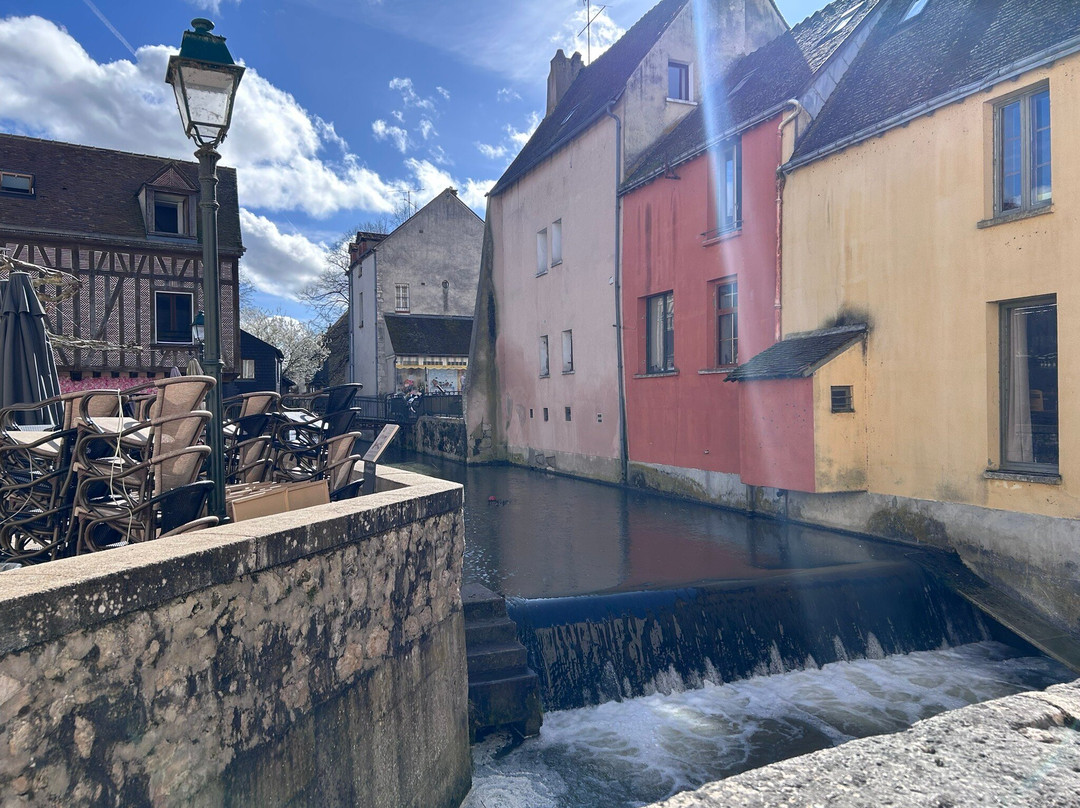 Le Circuit Des 17 Ponts De Montargis-Montargis必去景点