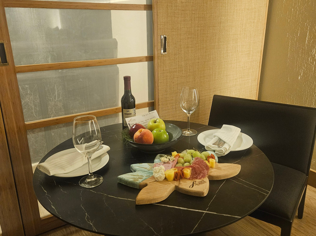 苏米亚卡米诺里尔酒店主图