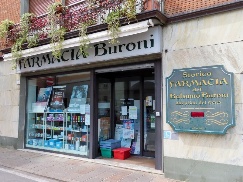 Storica Farmacia Buroni