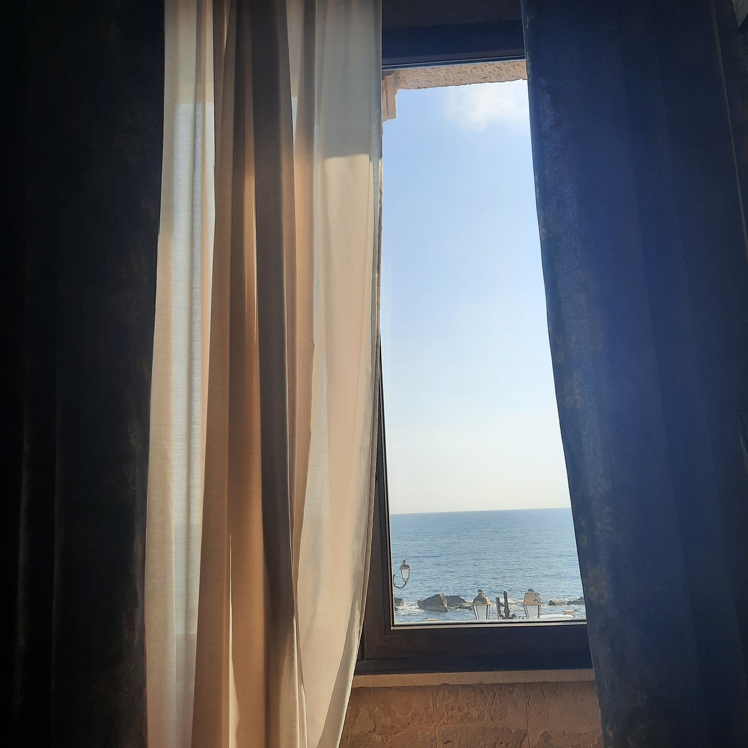 多莫斯马里阿贝尼西尔酒店-旅行者