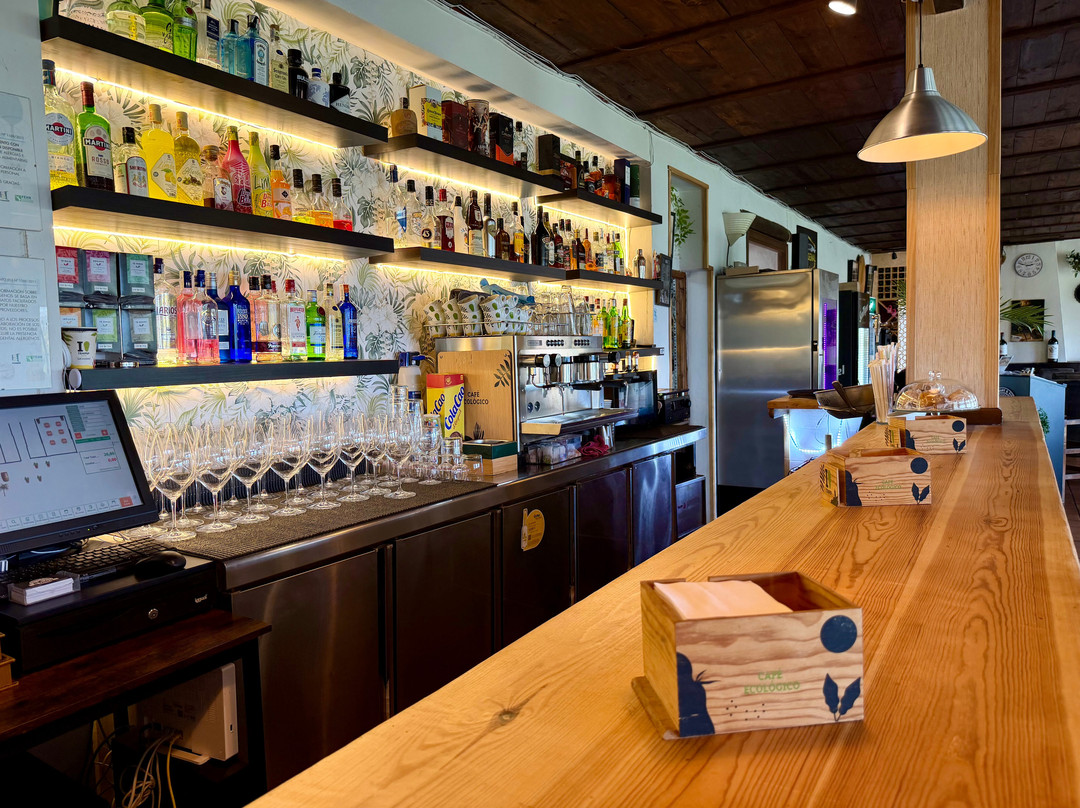 胡斯卡尔镇餐馆和美食-Restaurante Hostal El Paisaje