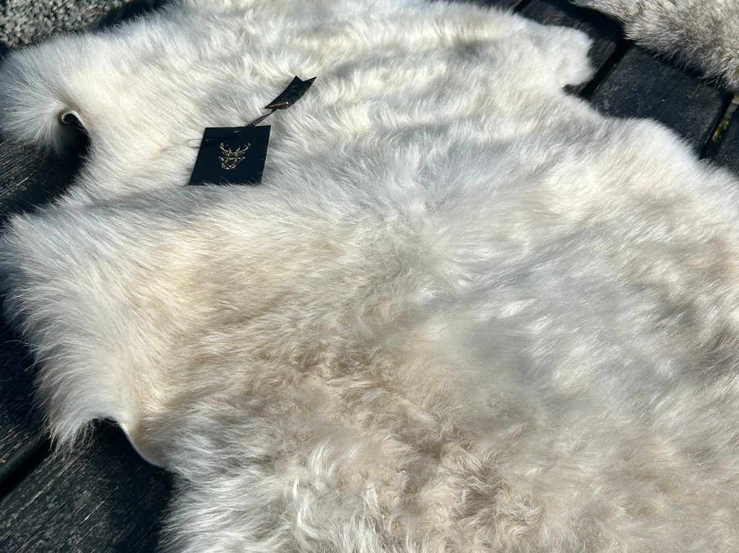 Gift Shop sheepskins skye-Glendale必去景点