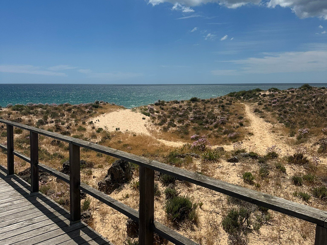 Praia Grande de Pera-Silves必去景点