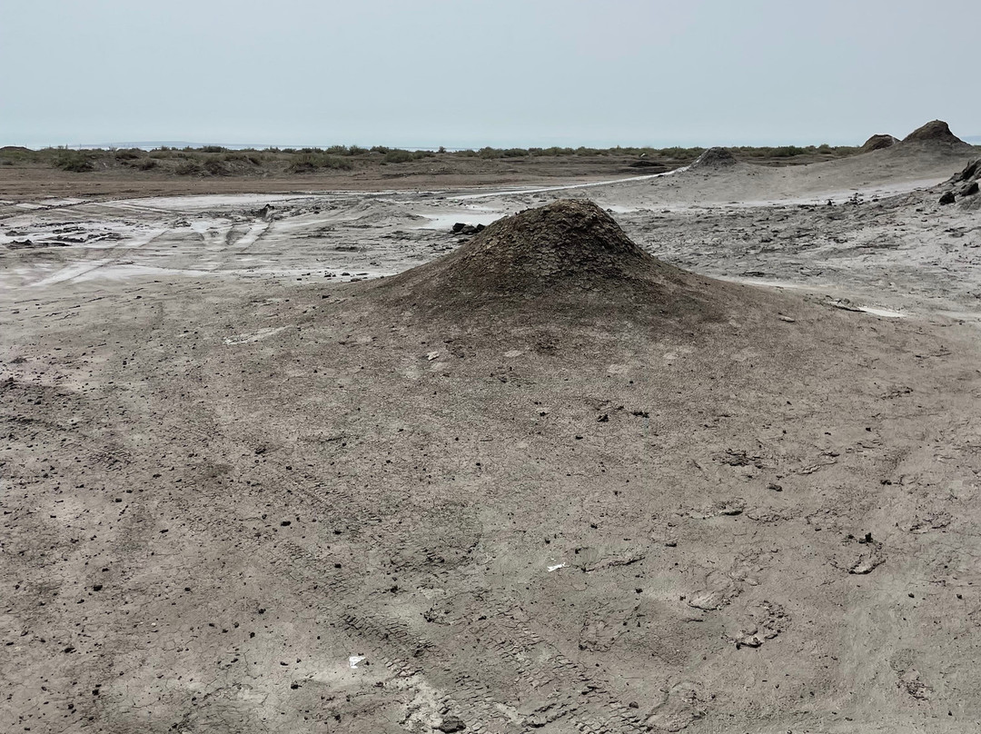 Mud Volcanoes-Qobustan必去景点