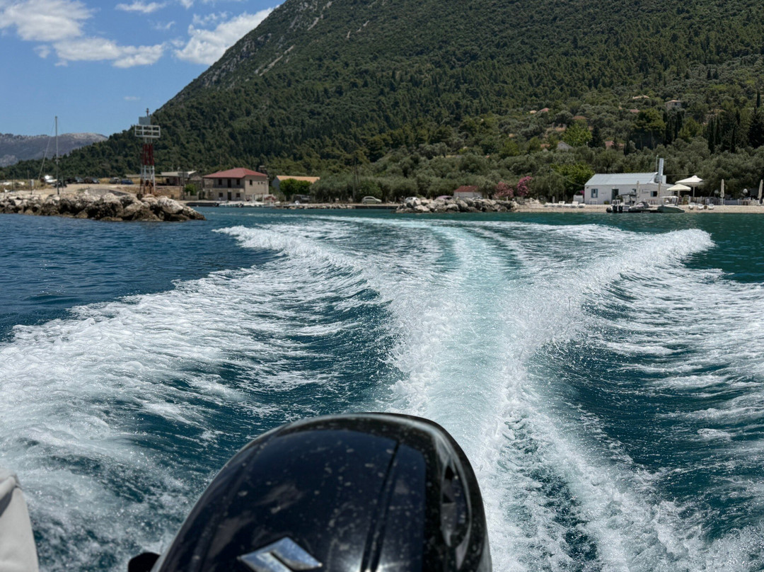 Lakis Boats-Spartochori必去景点