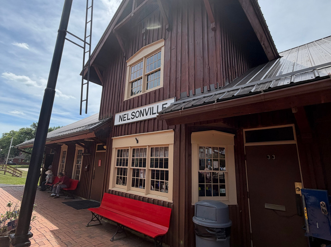 Hocking Valley Scenic Railway-Nelsonville必去景点