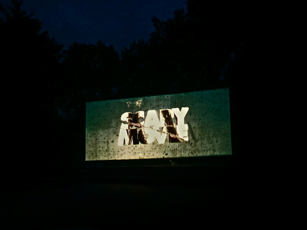 Sunset Drive-In Theatre-Colchester必去景点